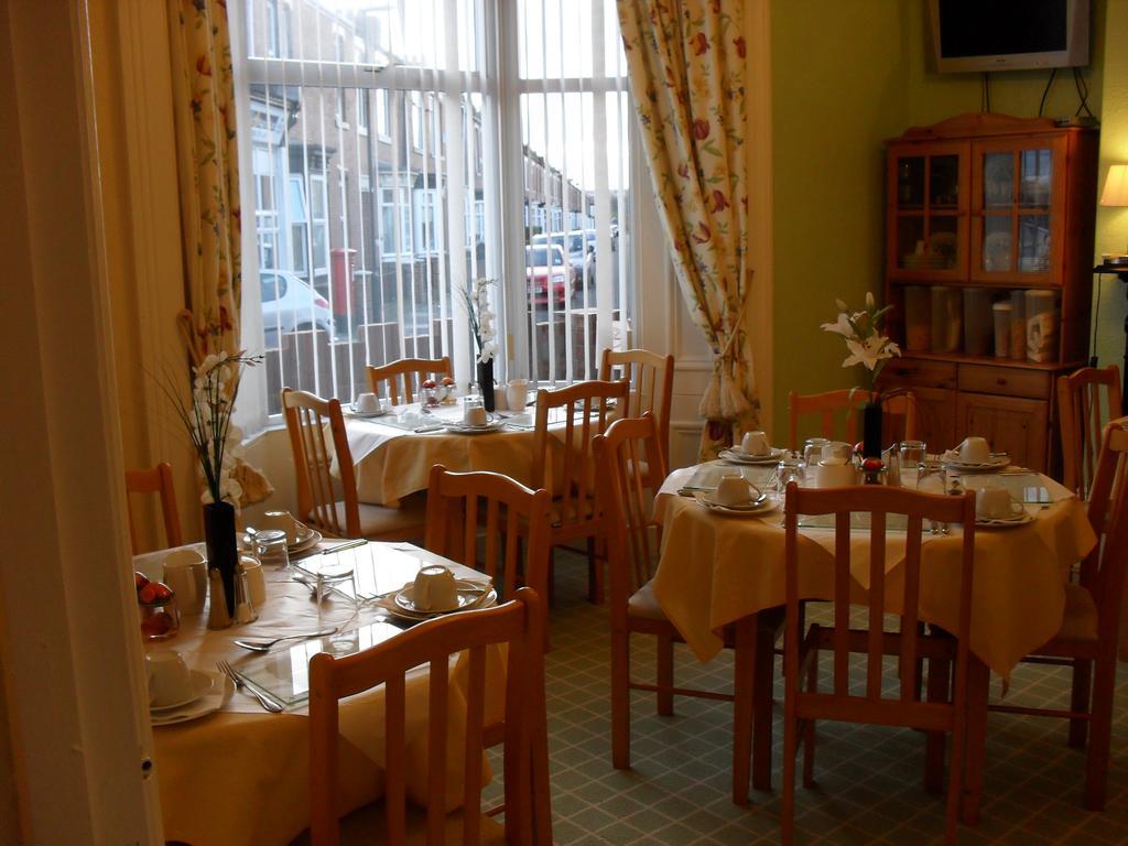 Roker View Guest House Sunderland  Exteriör bild